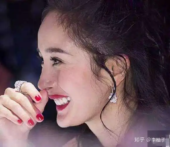 如何客观的评价杨幂的外貌长相?