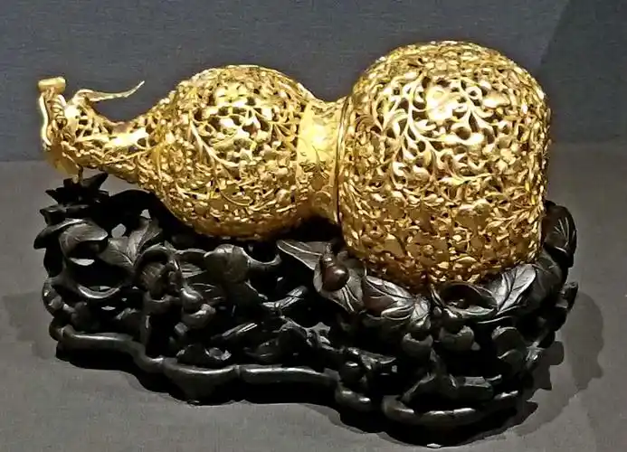 台北故宫博物院中的国宝级文物