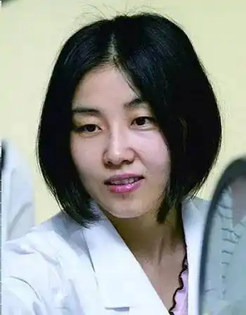 她30岁就成了清华最年轻女博导,37岁攻克了半世纪不解的科学难题