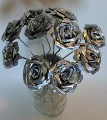 以下是一些创意的手工作品建议