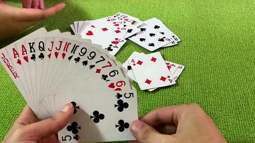 烂牌见过不少,像这样的烂牌还是比较少见的,你们觉得呢