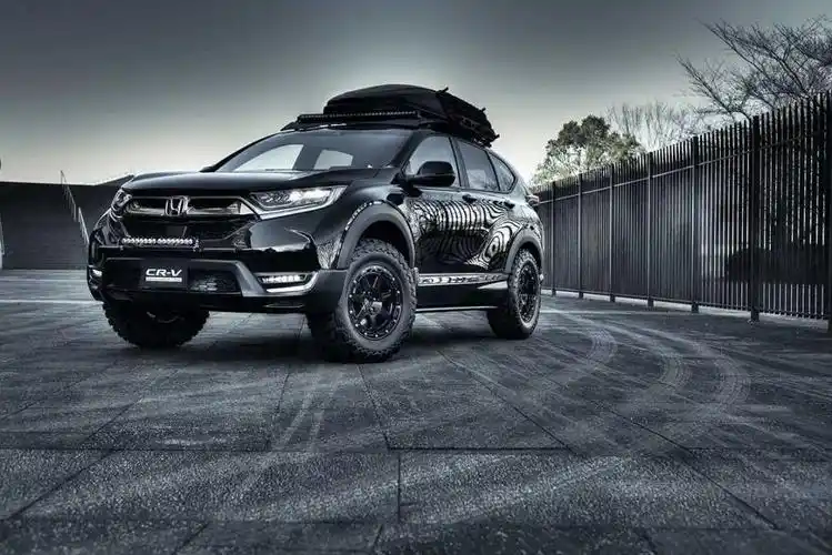 本田cr-v硬核越野改装,即使不趴下来也十分有型