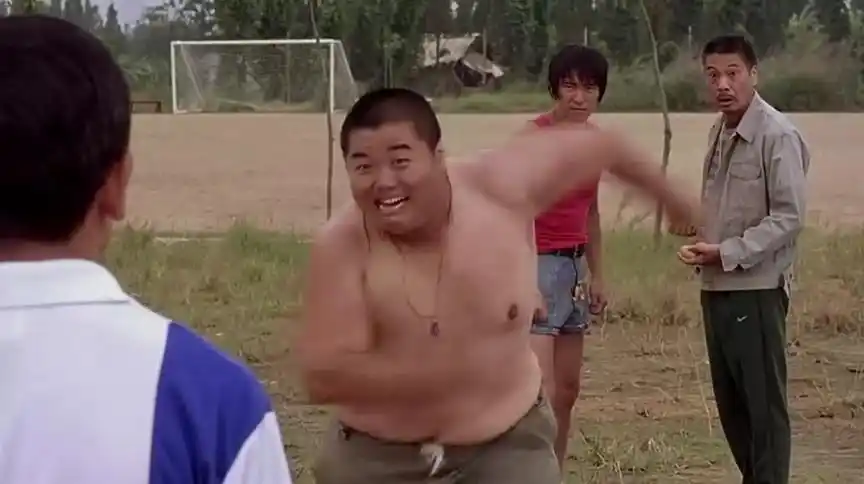 林子聪在周星驰电影《少林足球》的几个镜头,让我彻底记住了他