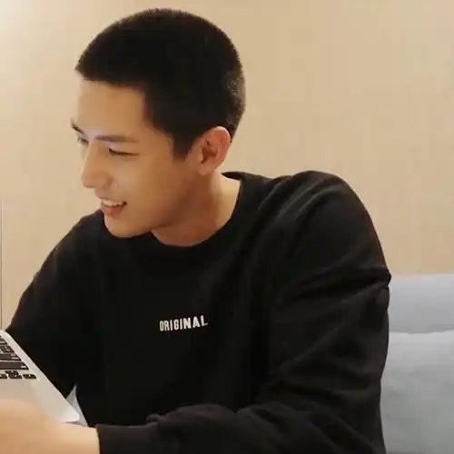 有没有贼帅的寸头男生头像谢谢