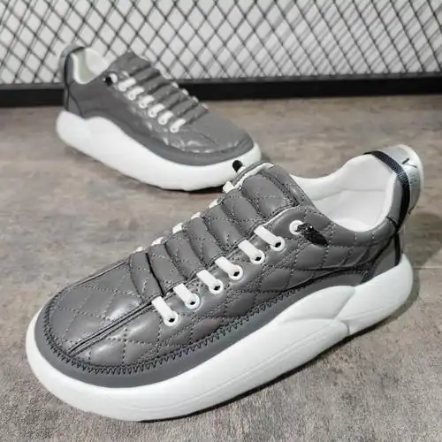 网红同款2021秋季厚底男士休闲鞋韩版学生一脚蹬板鞋男流行潮男鞋