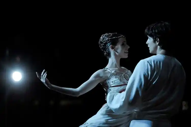 高清放映戏剧芭蕾代表作罗密欧与朱丽叶明日开映