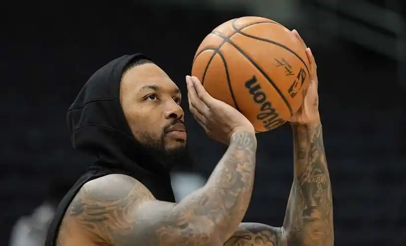 利拉德:200分确实多 这显得我们没打出人们想看到的竞争性