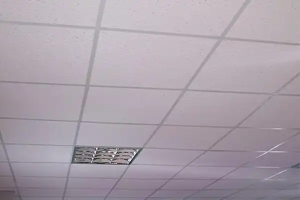 彩钢岩棉夹芯板吊顶性能