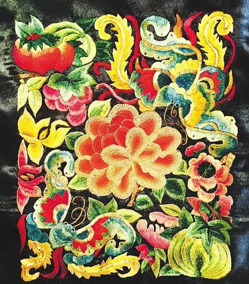 王子怡汉绣作品.