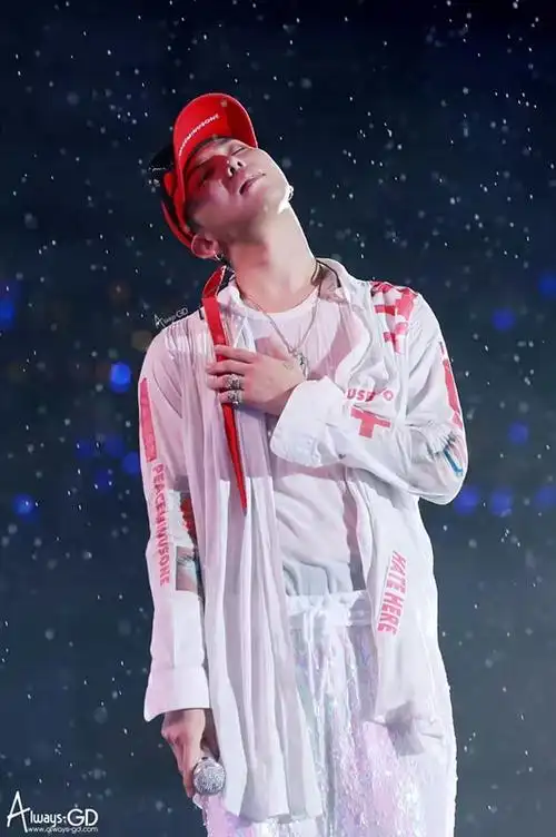 你要脸吗,这点事还拿来论坛讲