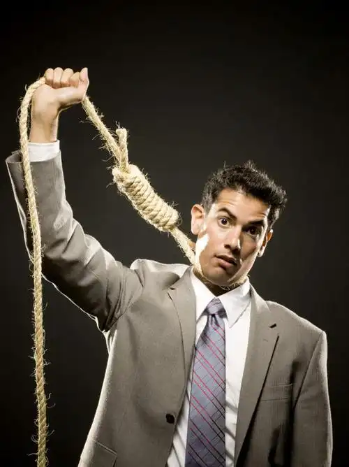 仅一个人,握,黑色背景,套装,领带,拿,拿着,注视,仅一个年轻男性,绳子