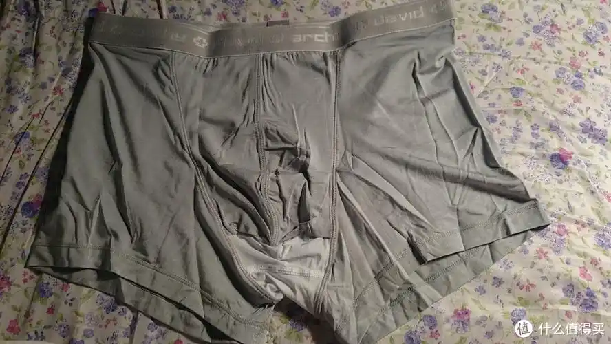 为毛有个洞的david archy 枪弹分离内裤