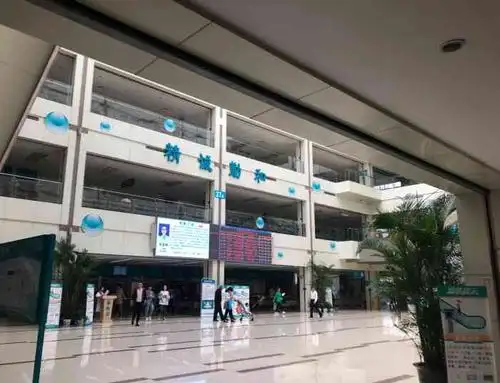 南京同仁医院-"作为一个大江宁人民,看病基本都是来同仁的.