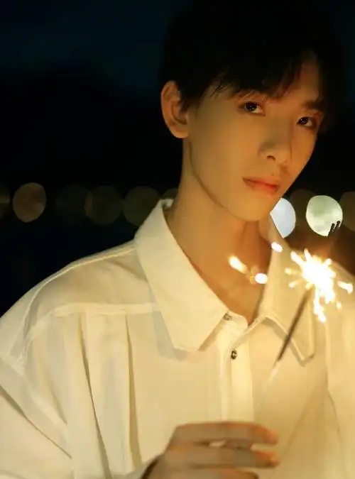 没认出来童星黄天崎长大居然成了ac雷曦翩翩少年很文艺