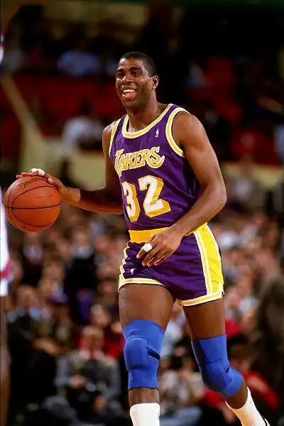 埃尔文·约翰逊_篮球运动员_介绍_生日_经历_留言 - 酷乐米