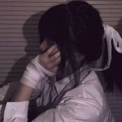 丧系虐心真人女头 高清又丧又酷的真人女头图片_女生头像_美头网