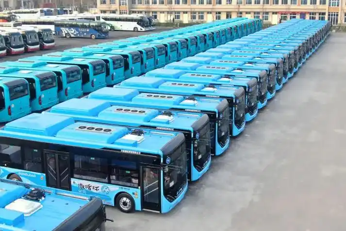 又99辆宇通纯电动客车交付南京