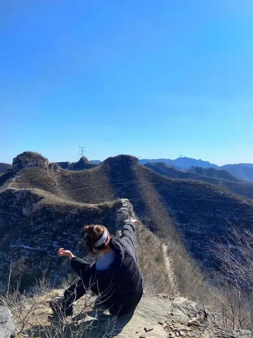 北京门头沟爬山天门山天门洞