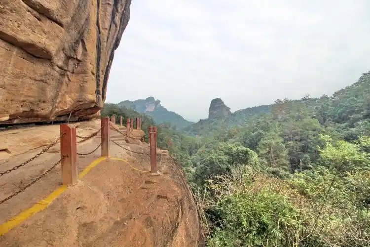 武夷山·虎啸岩 - 美篇