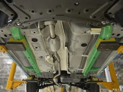 劲炫底盘的纵梁