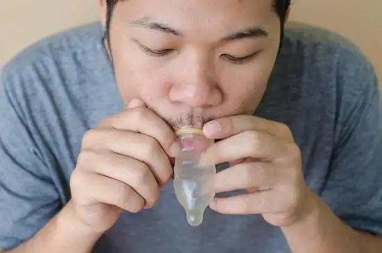 避孕套真的可以用来吹气球   图片来源:shutterstock