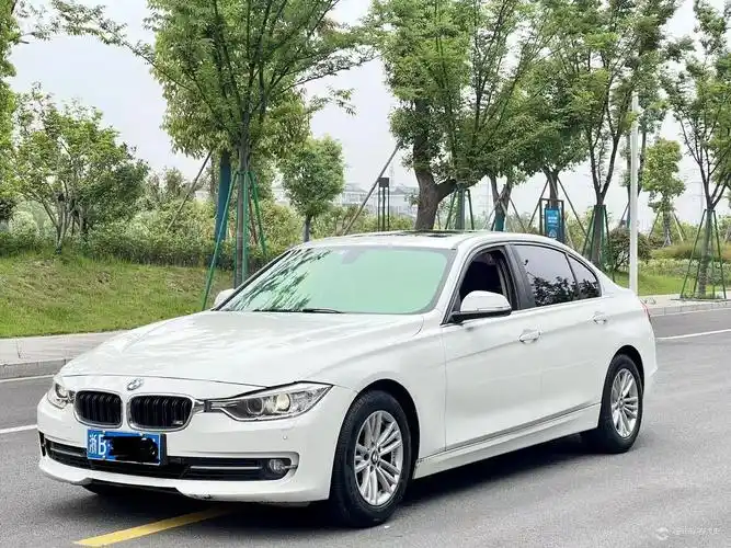 15款宝马320li时尚版价格便宜1288万零首付开走