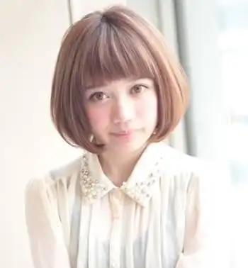 日系波波头发型 圆脸妹子最爱发型之一