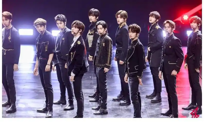 龙丹妮:内娱选秀团聚了又散,但我这个男团还能坚持很多年!