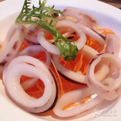 元港元气火锅餐厅(旺角城店)鱿鱼圈图片 - 第1张