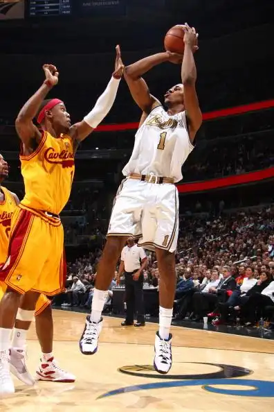 图文nba常规赛骑士vs奇才尼克杨后仰跳投