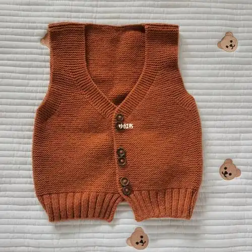 也不知道七七什么时候能穿上#手工  #手工编织  #毛衣背心