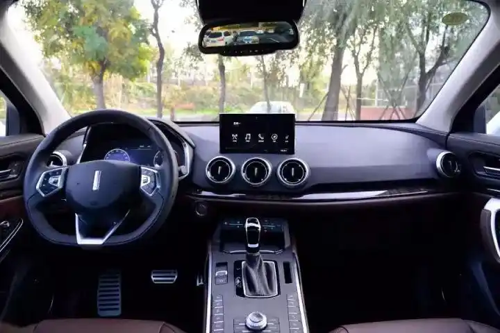 豪华版h6?长城魏派vv5试驾体验