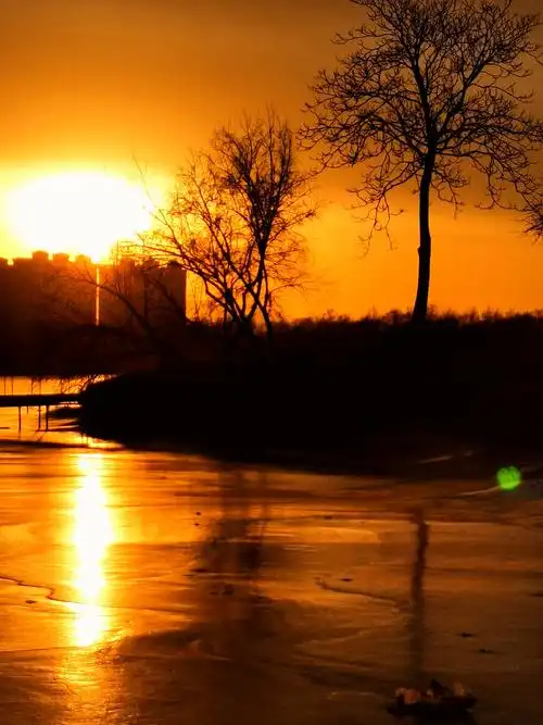 每篇冬天的天气怎么样_(每篇冬天的天气怎么样作文)