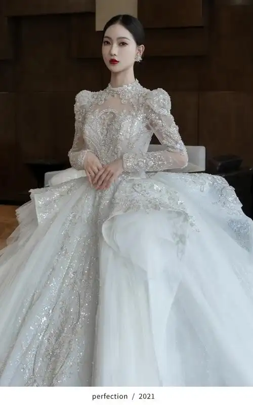 北极绒婚纱女长袖2021新款新娘大拖尾主纱冬款结婚感女礼服宫廷风冬季