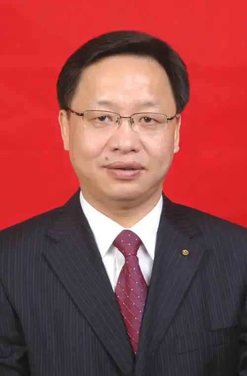 p data-id="gnvjek30or">郭小云,男,汉族,1968年12月生,江西 a