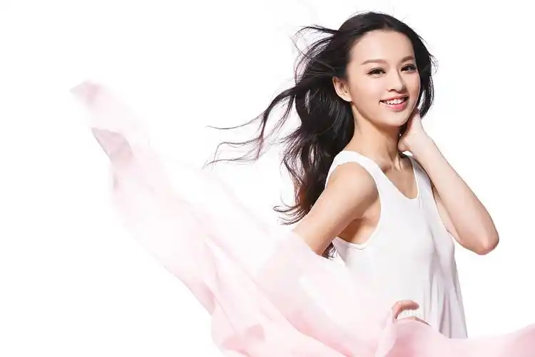 东方美女飘逸的长发图片下载