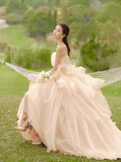 无限心动温柔仙气的法式婚纱照谁不爱呢
