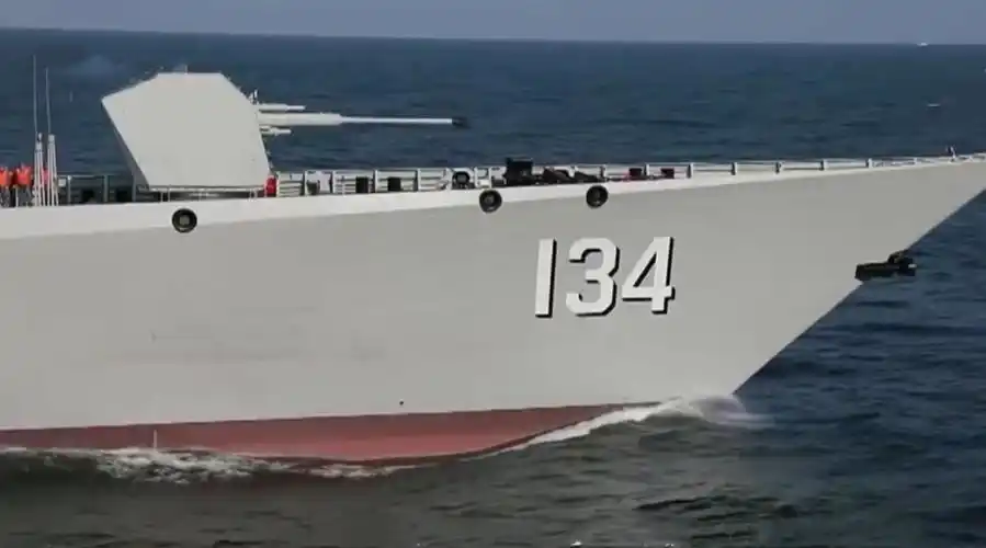 134绍兴舰亮相,"浙江队"添上档次的大舰_腾讯新闻