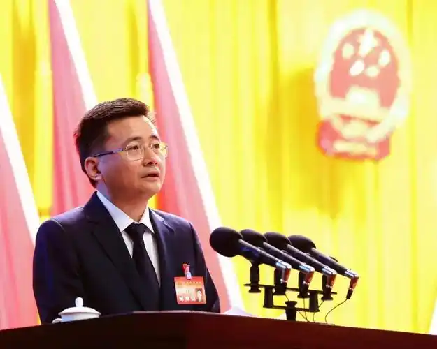 资讯| 龙岗区七届人大一次会议隆重开幕