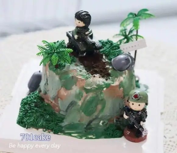 这是库存,之前顾客定制的兵哥哥#701cake杭州  #生日蛋糕#手绘蛋糕