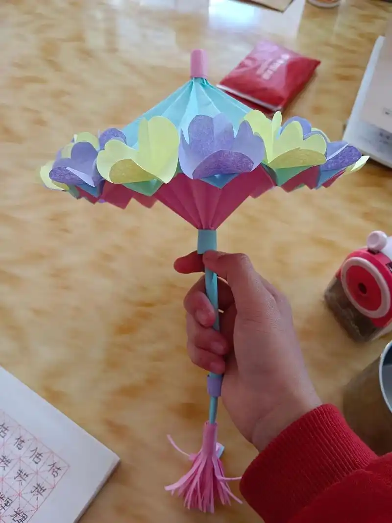 献丑啦#我的手工作品 #小学生手工作品视频  - 抖音