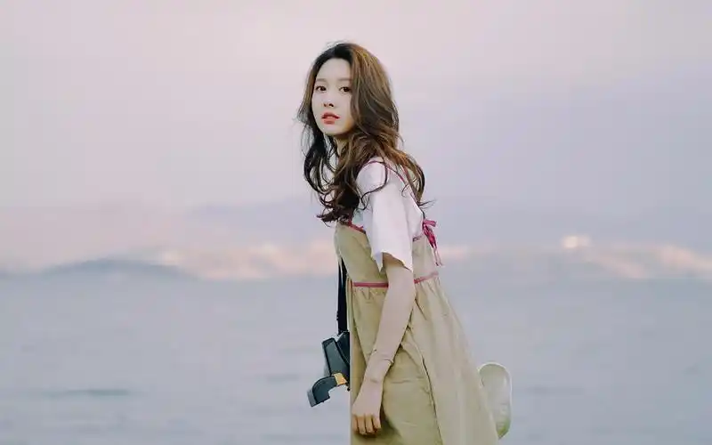 王子璇轻甜少女写真桌面壁纸