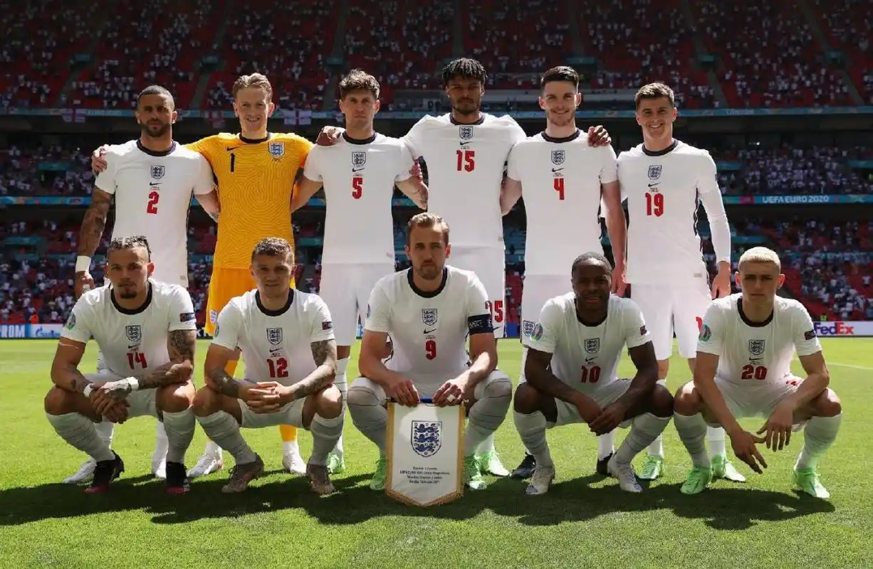 2球换6分,英格兰出线最大功臣,但球队靠他走不远