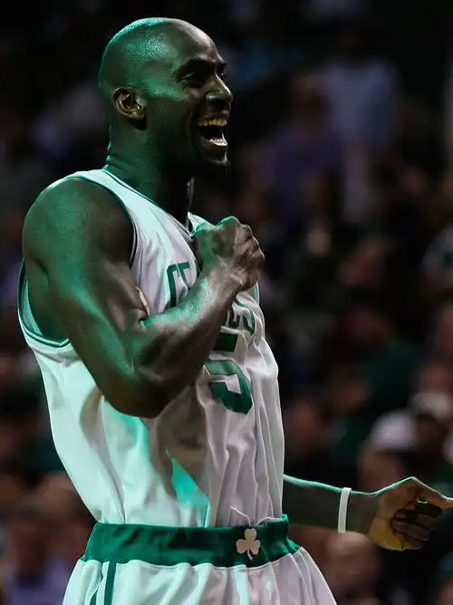 nba咆哮帝加内特职业生涯咆哮装备集锦_高清图集_新浪网