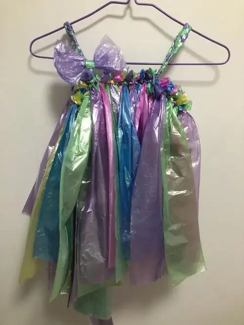 彩色塑料袋裙子