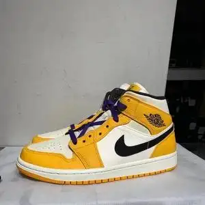 aj1 mid 湖人 紫黄 41码 原盒 穿了一会儿 几乎全