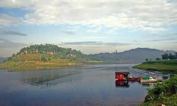 渠江长江支流嘉陵江左岸最大支流