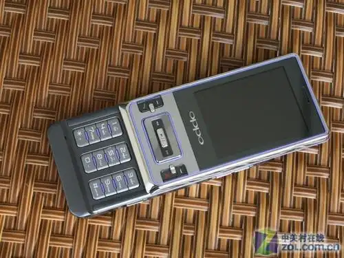 金属诱惑 oppo音乐滑盖a201仅售1380_手机_科技时代_新浪网