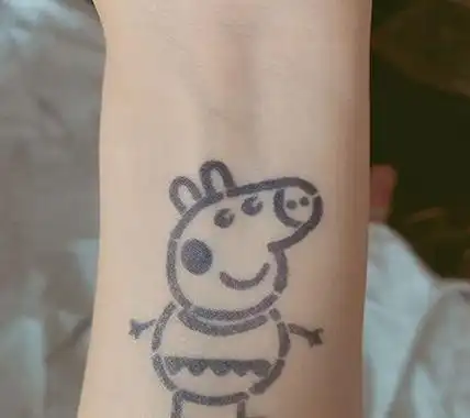 小猪佩奇纹身