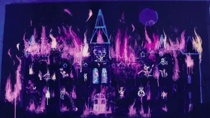 有一个姑娘,时而乖巧粘人,时而孤儿怨愤(高能勿剧透)